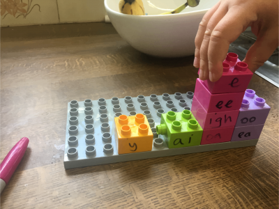 lego phonics activities sort-them-into-colours