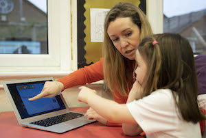 Tutor and student using Phonics Hero Phonics Lessons